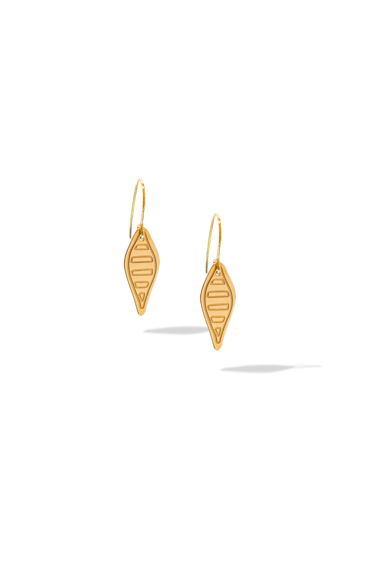 CAMELIA EARRING